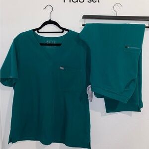 Figs Classic V-Neck Scrub Set in Rich Teal